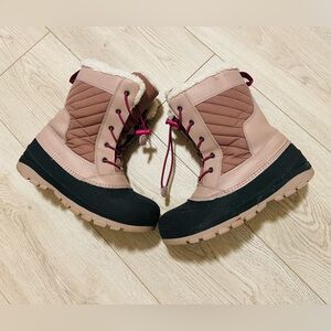 All  in Motion Girls winter boots- Size 5 runs large